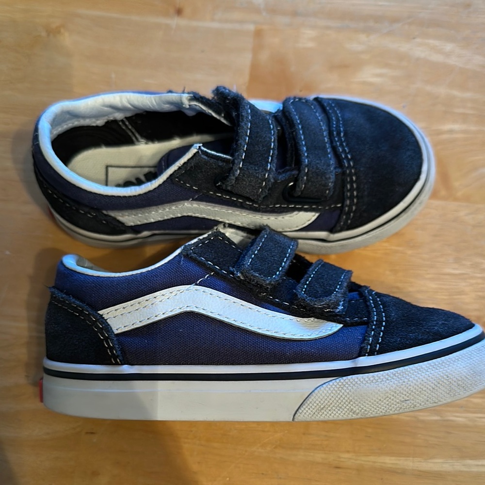 Vans Toddler Black and Blue Sneakers